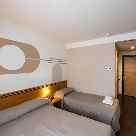 Europa 4*