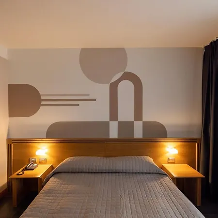 Europa Hotel 4*