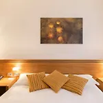 Отель Europa 4*