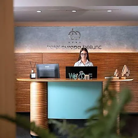 Hotell Europa 4*