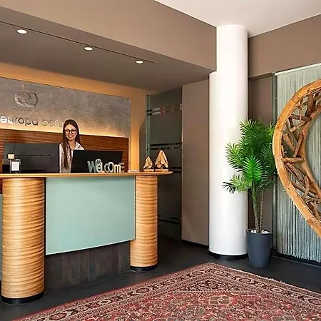 Europa Hotell 4*